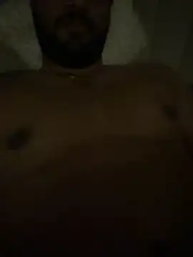 Snapshot of shrreyyyy chatting on March 21, 2025, 8:08 pm shrreyyyy online show from March 21, 2025, 8:08 pm