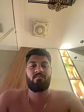 Snapshot of shrreyyyy chatting on March 5, 2026, 8:49 pm shrreyyyy online show from March 5, 2026, 8:49 pm