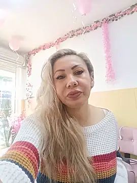 coral smitth online show from May 27, 2026, 7:22 pm