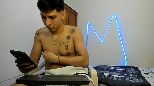 MasterSEX420 online show from November 22, 2025, 8:52 pm