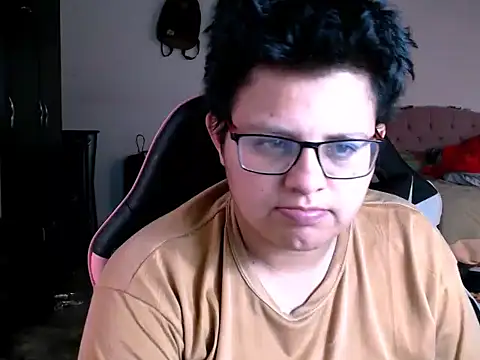 tatsumi nao online show from December 15, 2025, 8:46 pm