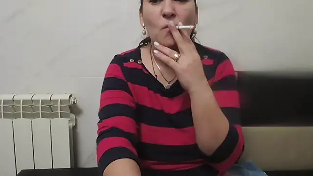 milfmomxx online show from November 21, 2025, 6:12 am