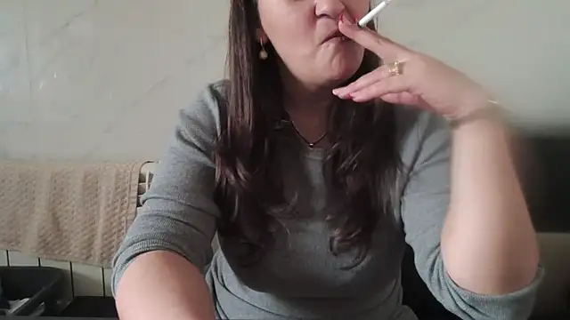 milfmomxx online show from December 17, 2025, 10:54 am