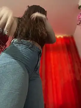 Snapshot of Cloew_Marz chatting on October 6, 2025, 4:48 pm Cloew Marz online show from October 6, 2025, 4:48 pm