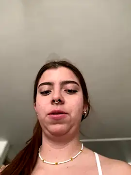 Snapshot of Cloew_Marz chatting on October 16, 2025, 8:54 pm Cloew Marz online show from October 16, 2025, 8:54 pm