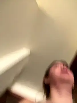 Snapshot of Cloew_Marz chatting on January 9, 2026, 5:26 pm Cloew Marz online show from January 9, 2026, 5:26 pm