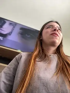 Snapshot of Cloew_Marz chatting on February 12, 2026, 4:35 pm Cloew Marz online show from February 12, 2026, 4:35 pm