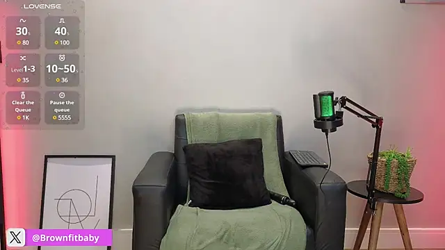 Snapshot of Brownfitbabyy chatting on January 7, 2025, 10:30 pm Brownfitbabyy online show from January 7, 2025, 10:30 pm