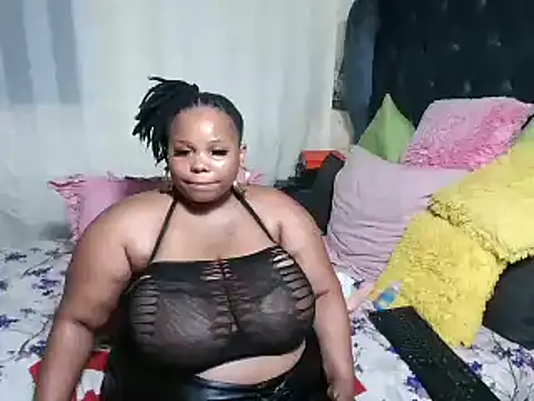 Snapshot of Candiyliciousxx chatting on January 24, 2025, 8:32 pm Candiyliciousxx online show from January 24, 2025, 8:32 pm