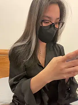 Lilisa miu online show from January 22, 2025, 4:33 pm