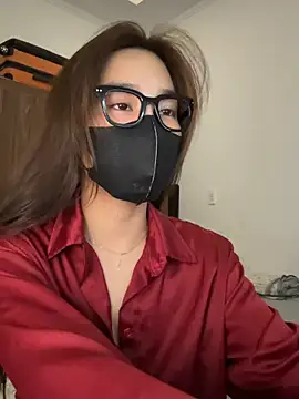 Snapshot of Lilisa_miu chatting on March 3, 2026, 4:35 pm Lilisa miu online show from March 3, 2026, 4:35 pm