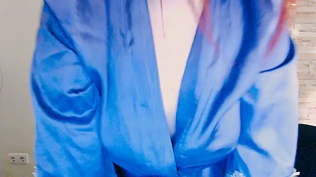 Snapshot of Sun_Alexia chatting on December 21, 2024, 1:47 am Sun Alexia online show from December 21, 2024, 1:47 am