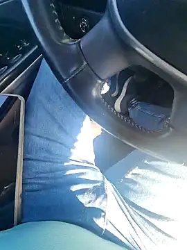 Policeman20742 online show from November 17, 2025, 6:46 pm