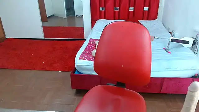 Snapshot of krystal_thomson chatting on February 11, 2025, 7:38 pm krystal thomson online show from February 11, 2025, 7:38 pm