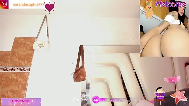 Snapshot of Sabriandlindaa chatting on February 3, 2025, 11:31 am Sabriandlindaa online show from February 3, 2025, 11:31 am