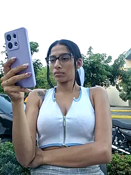 lily sk online show from February 24, 2025, 10:36 pm