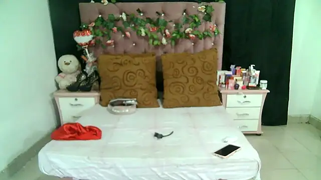 ValeriaTsx online show from September 15, 2025, 7:08 am