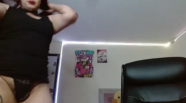 Snapshot of kim_hot69_ chatting on March 3, 2025, 8:32 pm kim hot69  online show from March 3, 2025, 8:32 pm