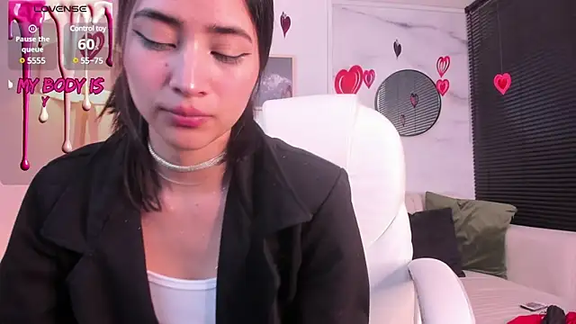 Snapshot of lara_madisson chatting on February 11, 2025, 12:17 am lara madisson online show from February 11, 2025, 12:17 am