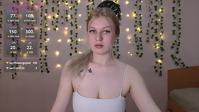 Snapshot of EmiliaDuchess chatting on March 6, 2025, 6:52 am EmiliaDuchess online show from March 6, 2025, 6:52 am