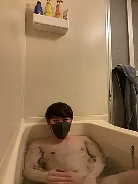 poketkuma online show from December 17, 2025, 3:51 pm