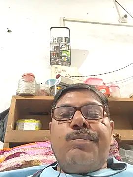 Srmotrs online show from November 9, 2025, 12:36 pm