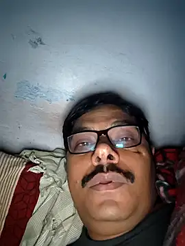 Srmotrs online show from November 13, 2025, 10:41 pm