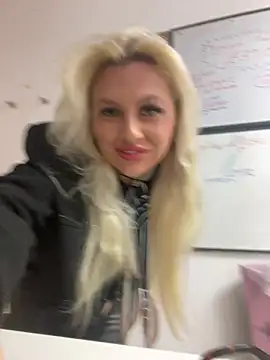 Snapshot of Arabellalee23 chatting on March 12, 2025, 6:55 pm Arabellalee23 online show from March 12, 2025, 6:55 pm