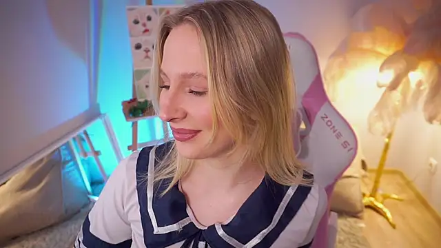 Snapshot of AnnLevine chatting on January 10, 2026, 1:46 pm AnnLevine online show from January 10, 2026, 1:46 pm