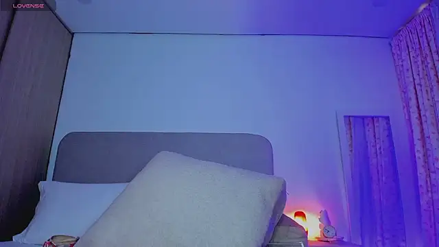 Snapshot of VIDEO_SALE_4_YOU chatting on February 19, 2026, 9:11 pm VIDEO SALE 4 YOU online show from February 19, 2026, 9:11 pm