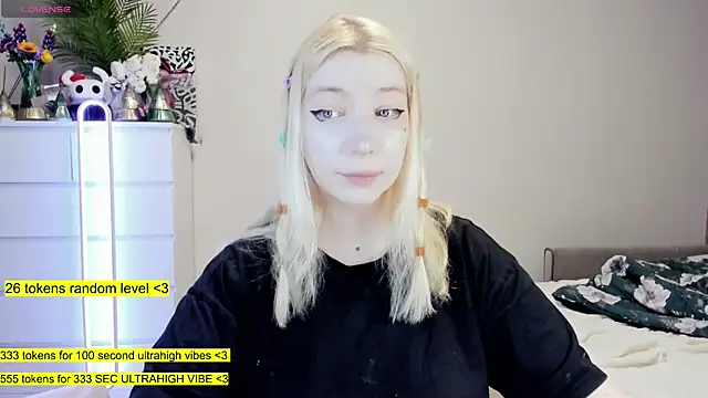 aya katana online show from December 22, 2025, 1:02 am