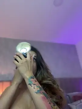 Victoria romanox online show from February 13, 2025, 2:23 am