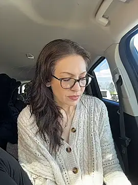 BeautifulMesss online show from March 28, 2026, 4:39 pm