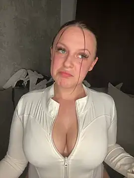 riri bstvx online show from February 17, 2025, 10:58 pm