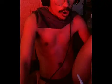 Snapshot of cloudyth1994 chatting on February 10, 2026, 10:36 pm cloudyth1994 online show from February 10, 2026, 10:36 pm