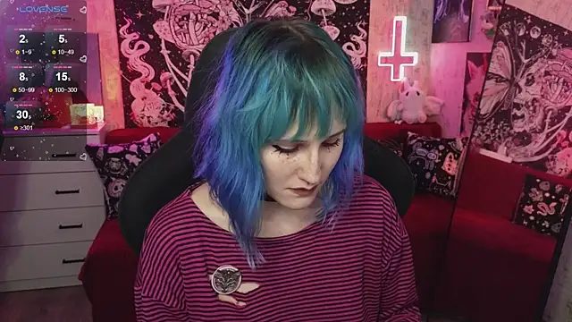 Snapshot of little_Elika chatting on November 9, 2025, 9:57 pm little Elika online show from November 9, 2025, 9:57 pm