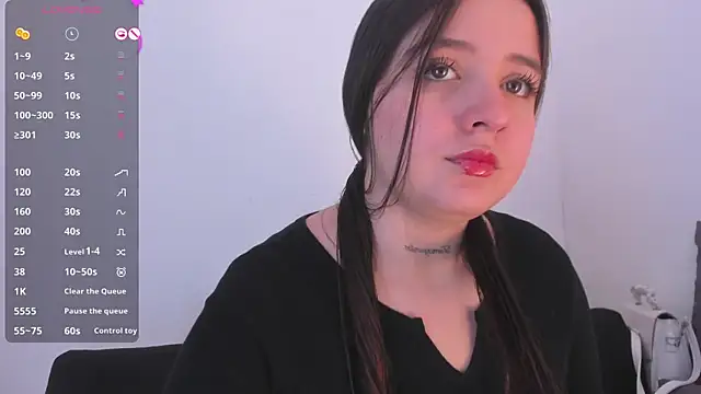 Sabrina Lennox online show from July 10, 2026, 7:05 pm