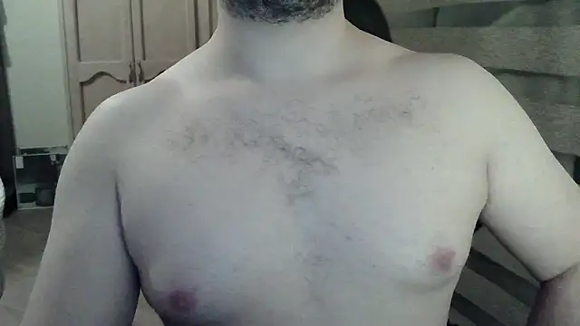 Snapshot of Himbo_fox chatting on February 3, 2026, 5:16 am Himbo fox online show from February 3, 2026, 5:16 am