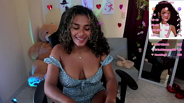 Snapshot of aleja_montiel__ chatting on March 7, 2025, 7:05 pm aleja montiel online show from March 7, 2025, 7:05 pm