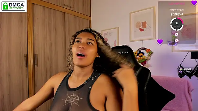 Snapshot of aleja_montiel__ chatting on October 16, 2025, 12:39 pm aleja montiel online show from October 16, 2025, 12:39 pm