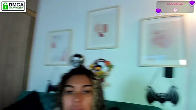 Snapshot of aleja_montiel__ chatting on October 20, 2025, 12:38 pm aleja montiel online show from October 20, 2025, 12:38 pm