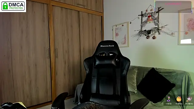 Snapshot of aleja_montiel__ chatting on December 3, 2025, 12:58 pm aleja montiel online show from December 3, 2025, 12:58 pm