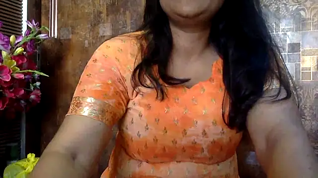 Snapshot of HaaniKaur chatting on February 9, 2026, 9:46 am HaaniKaur online show from February 9, 2026, 9:46 am