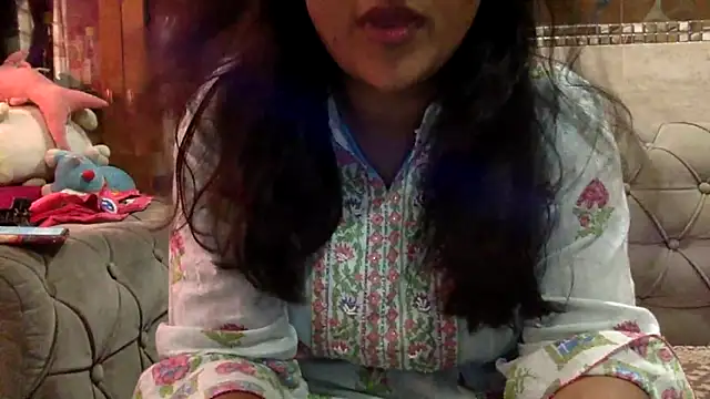 Snapshot of HaaniKaur chatting on March 12, 2026, 8:42 am HaaniKaur online show from March 12, 2026, 8:42 am
