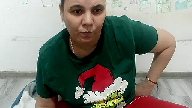 Snapshot of VixenBya chatting on January 11, 2026, 12:21 pm VixenBya online show from January 11, 2026, 12:21 pm