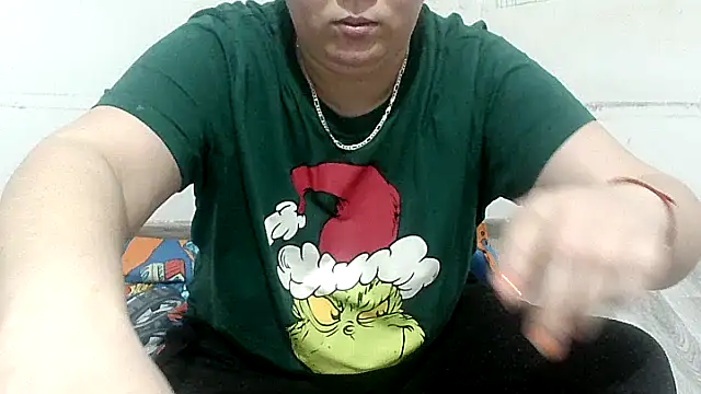 Snapshot of VixenBya chatting on February 11, 2026, 4:45 pm VixenBya online show from February 11, 2026, 4:45 pm