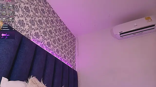 Snapshot of AmberMoss_ chatting on February 14, 2025, 10:49 am AmberMoss  online show from February 14, 2025, 10:49 am