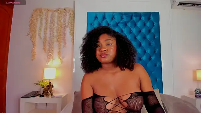 ohrianagibson online show from May 7, 2026, 11:32 pm