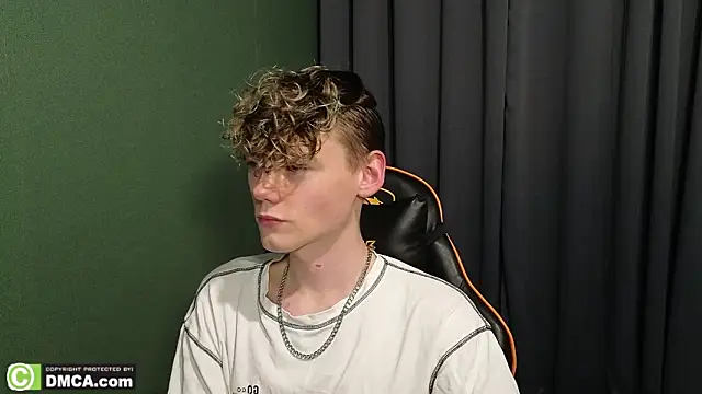 Snapshot of Keytaro chatting on February 19, 2026, 1:45 am Keytaro online show from February 19, 2026, 1:45 am