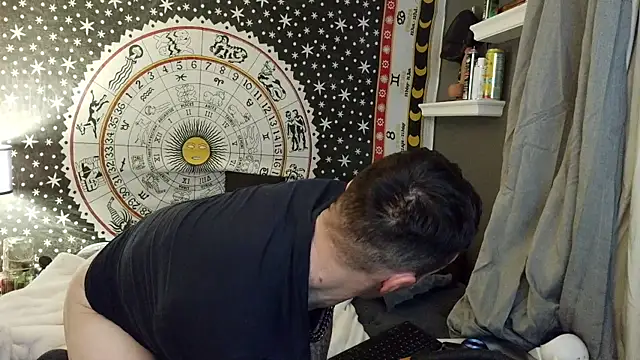 Snapshot of UnCuTupTheBuTT chatting on February 10, 2026, 3:21 am UnCuTupTheBuTT online show from February 10, 2026, 3:21 am